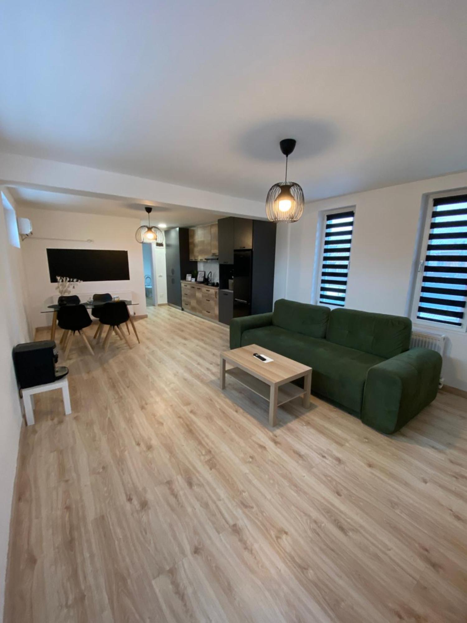 Ttt House Piteşti Eksteriør bilde